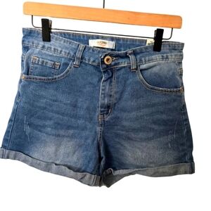 California Vintage Women's Blue Denim Shorts Size 11